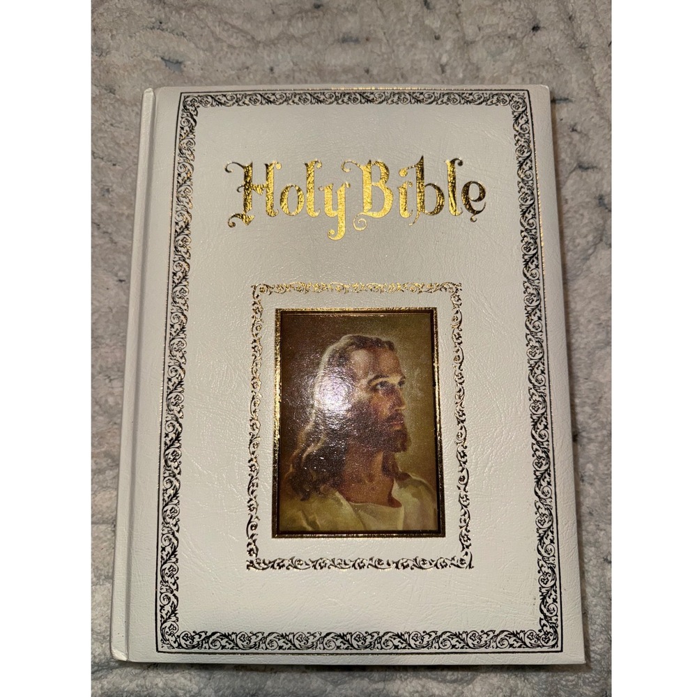Thomas Nelson Holy Bible Vintage White Gold Gilt Illustrated Family Record 1978